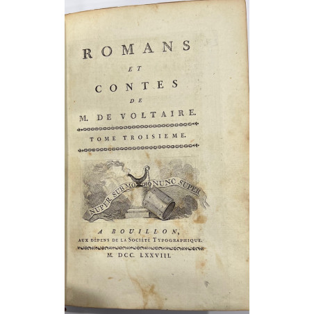 ROMANS ET CONTES DE VOLTAIRE